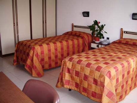 Junior room Refugio